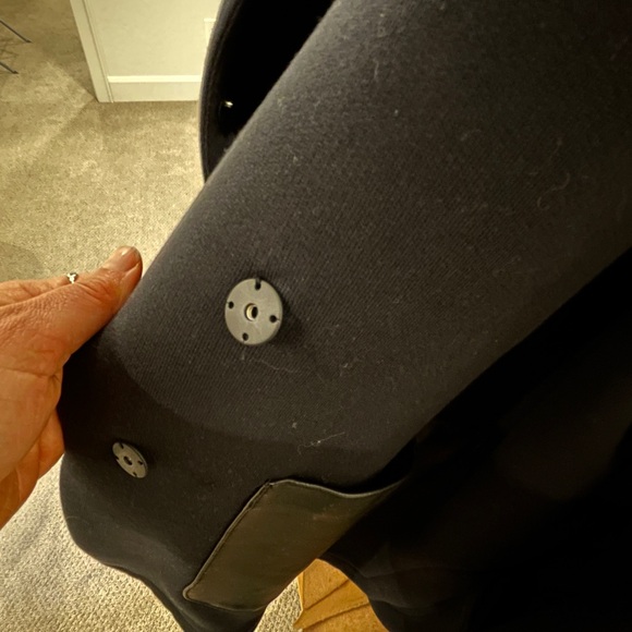 Cuyana Fleece Highlow Jacket - Picture 10 of 10